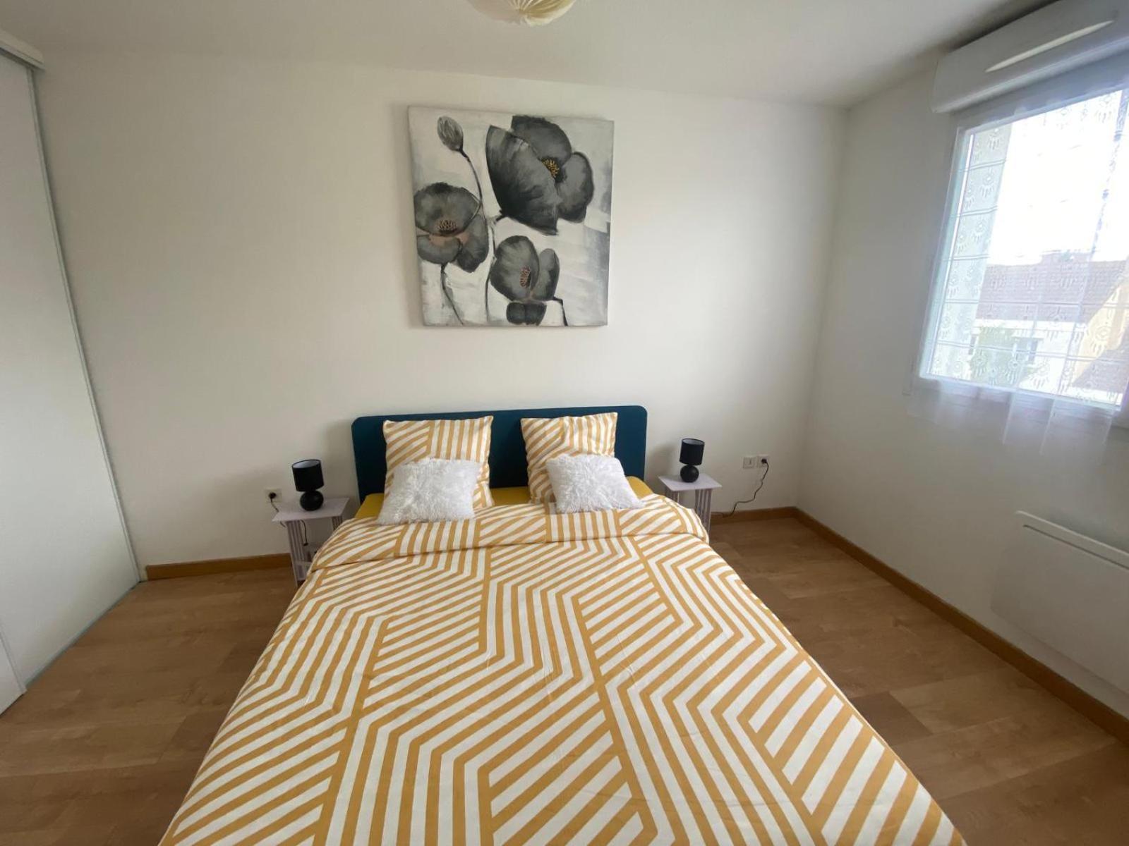 Appartement Proche Du Centre Béthune Buitenkant foto