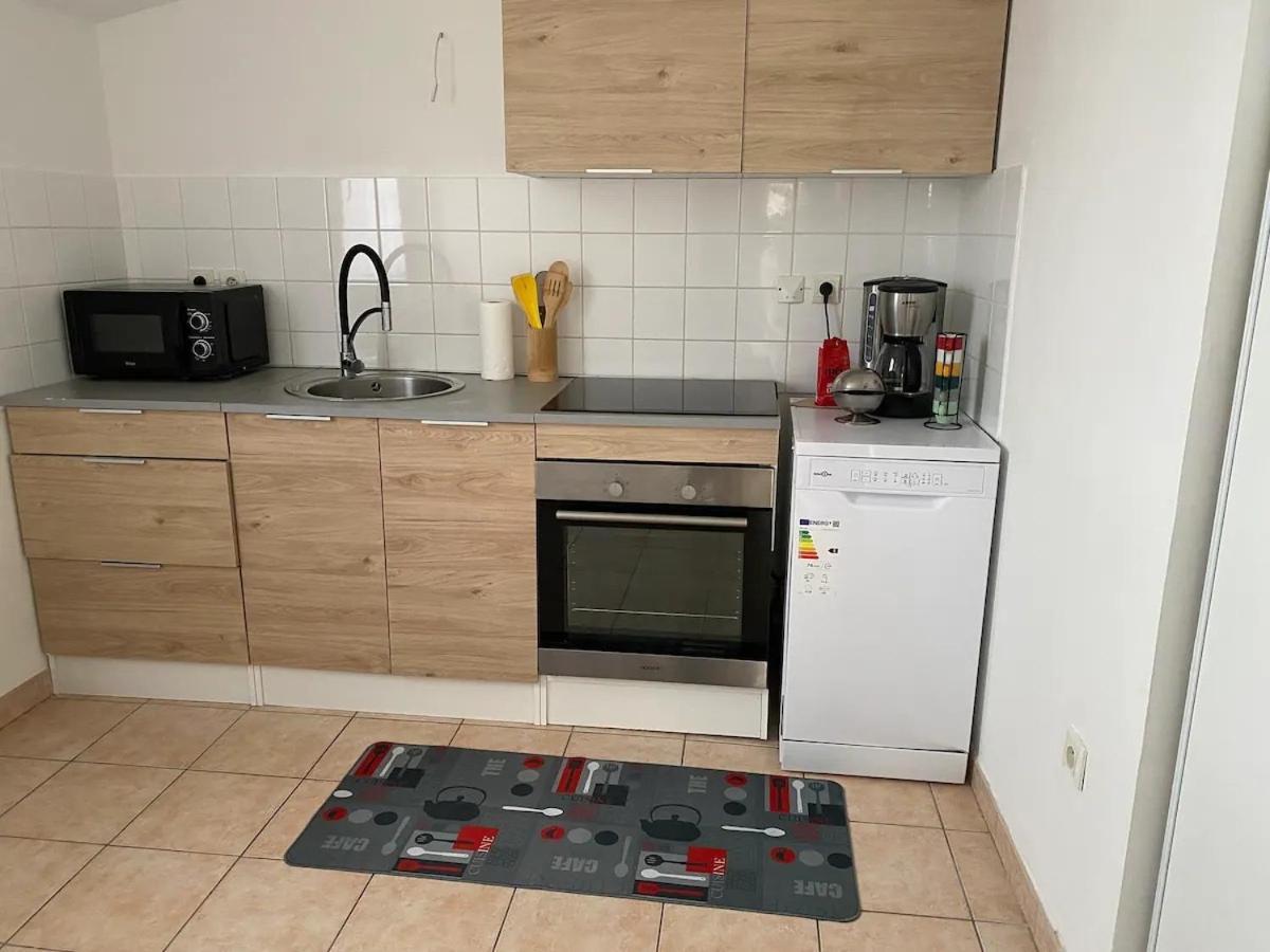 Appartement Proche Du Centre Béthune Buitenkant foto
